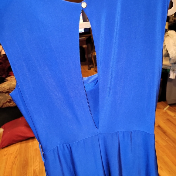 Blue jumpsuit wide leg shoulder pads slinky figure flattering romper Day G - Picture 9 of 13